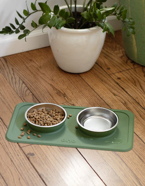 Ono Pet Bowls / Non-Skid, All-in-One Silicone Pet Bowls & Placemats